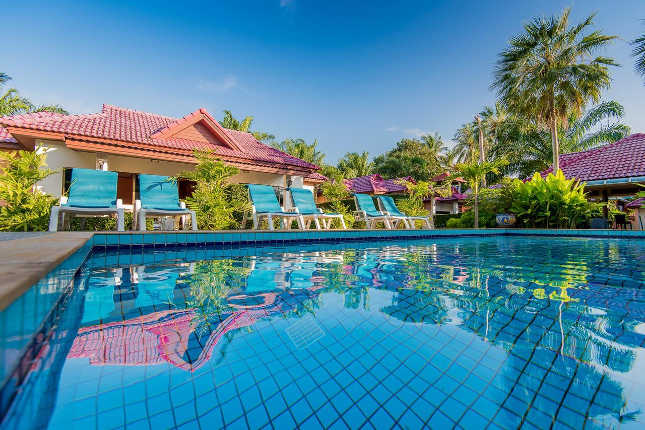 Tananza Resort & Homestay Phuket Nai Harn Exterior foto